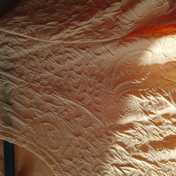 SOFT BY AVENUE Yellow Floral 💛 Design size 2X - Picture 3 of 7